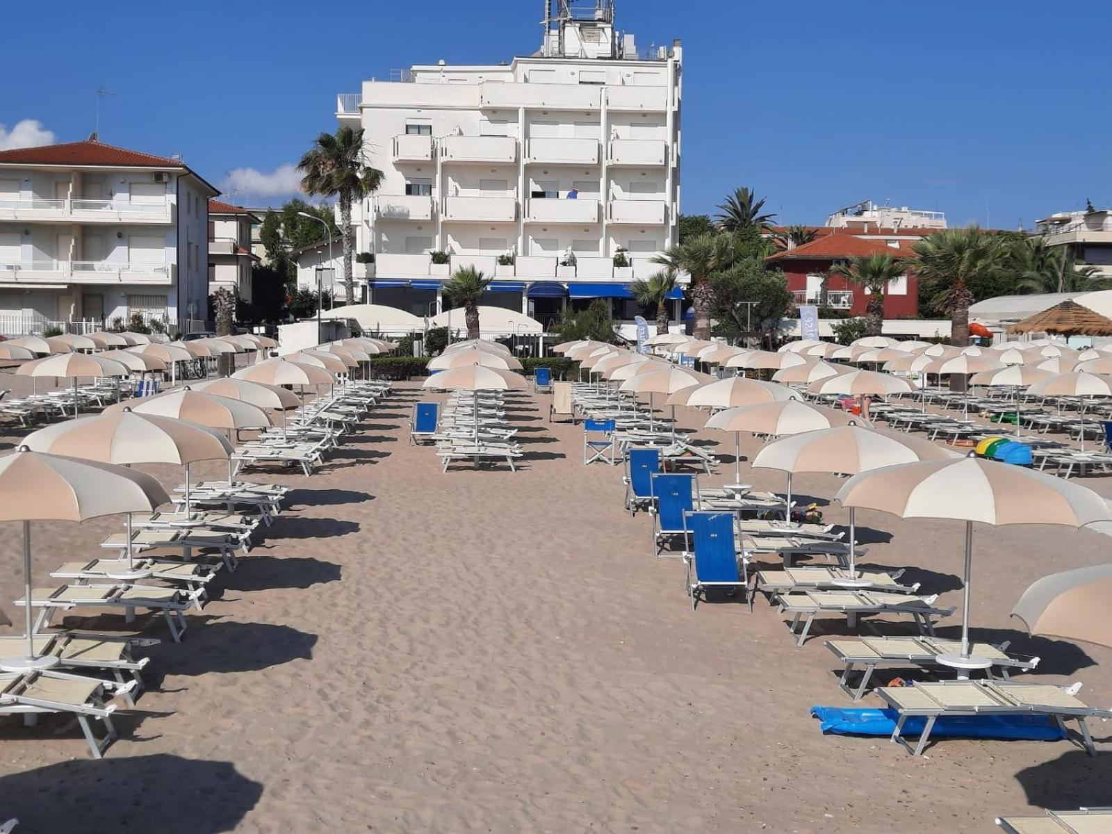Sunrise Residence San Benedetto del Tronto Exterior foto