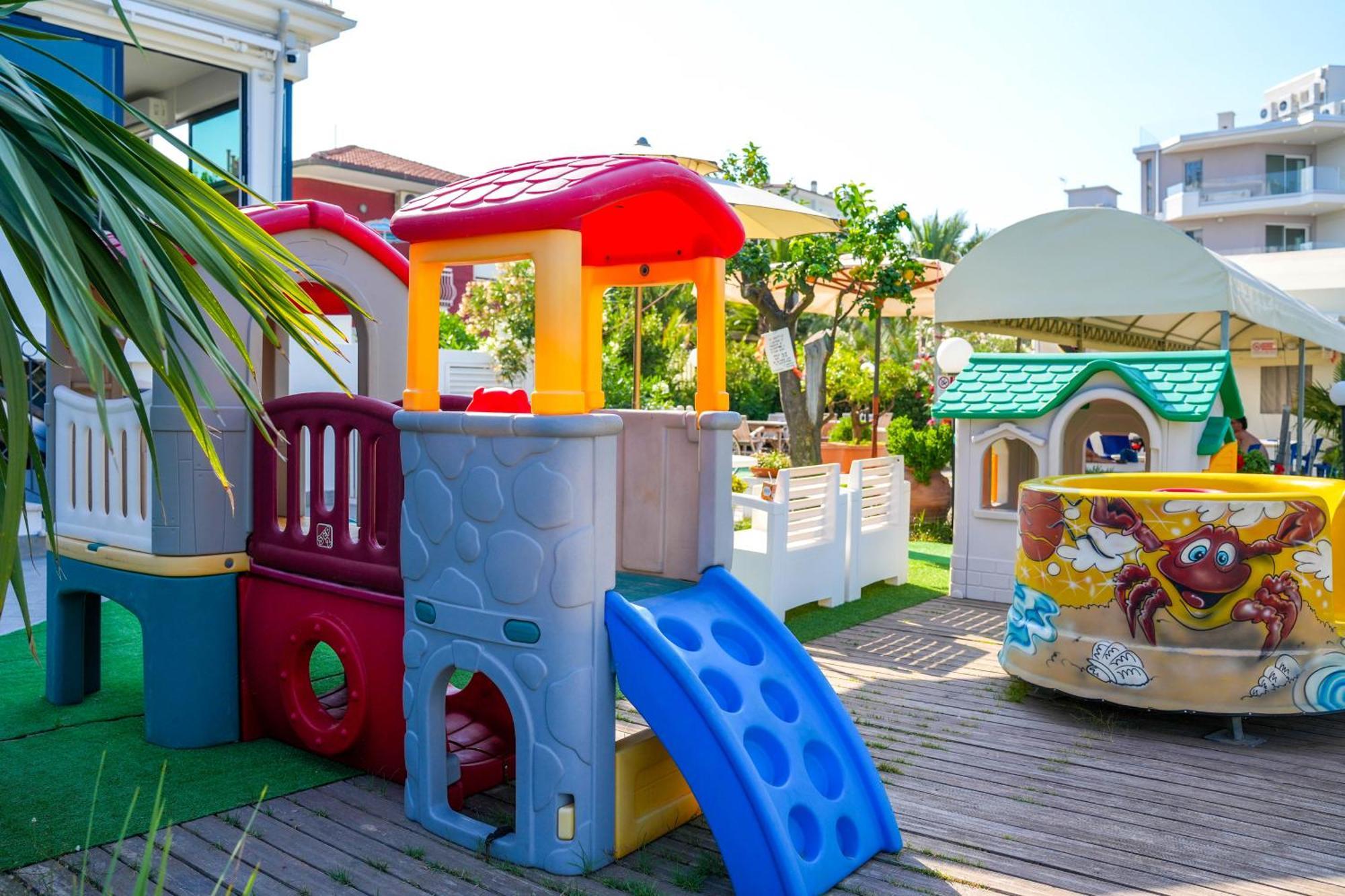 Sunrise Residence San Benedetto del Tronto Exterior foto